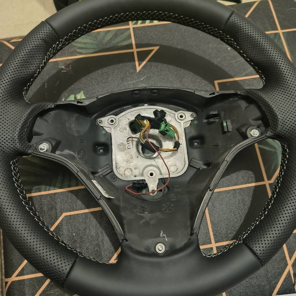 BMW E90 M Sport Steering Wheel – Hand-Reupholstered in Genuine Leather | Custom Grey Stitching